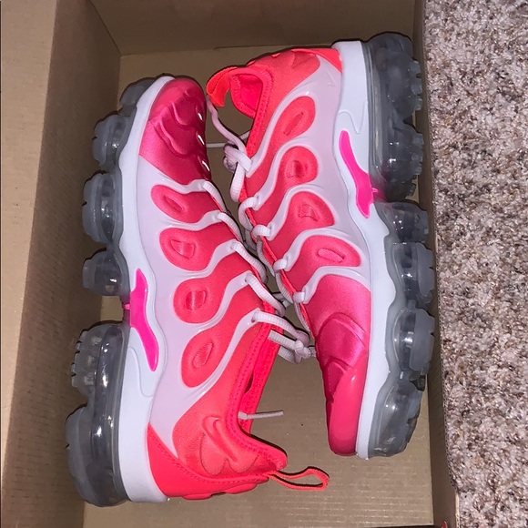 air vapormax plus size 6